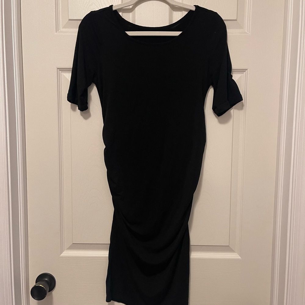 MATERNITY ALERT! 💗💙 Dresses $18 or 2 for $25